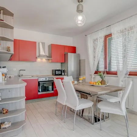 Aurelia Apartament Podstrana